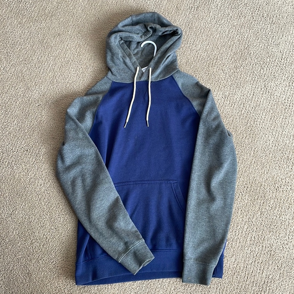Mens blue+gray sweatshirt